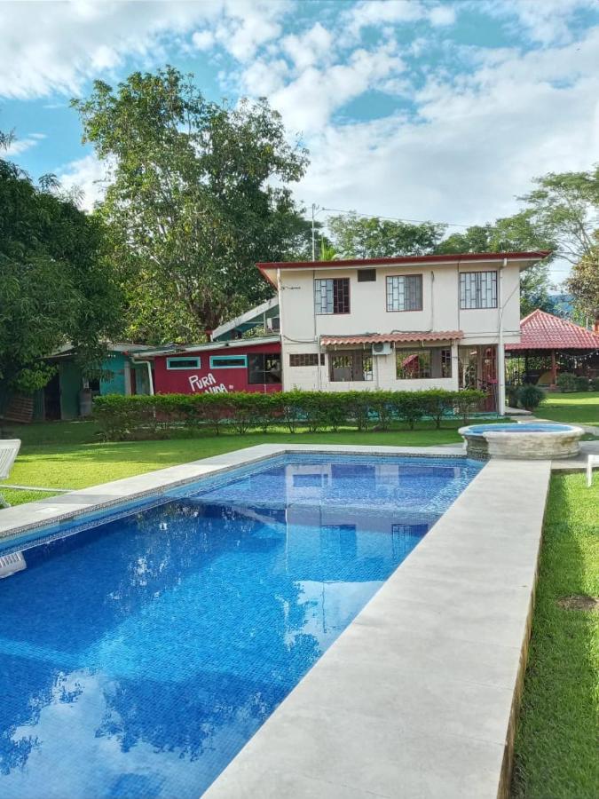 Yubarta Lodge 乌维塔 外观 照片