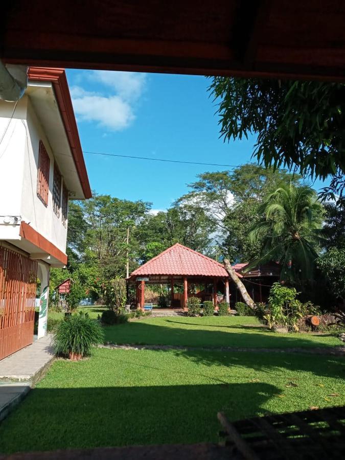 Yubarta Lodge 乌维塔 外观 照片